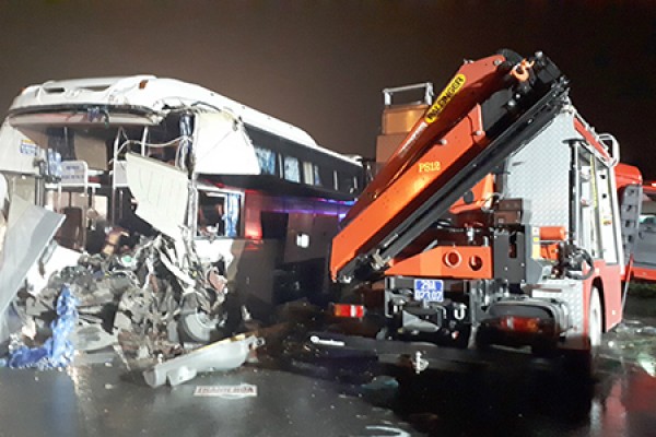 Xe khách chạy 87 km/h khi đâm xe cứu hỏa tại Pháp Vân - Cầu Giẽ